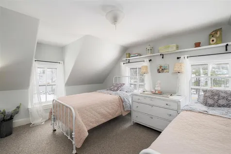 155 Middle Road Tuftonboro NH 03816