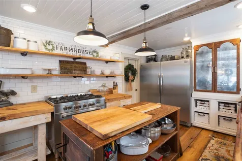 155 Middle Road Tuftonboro NH 03816