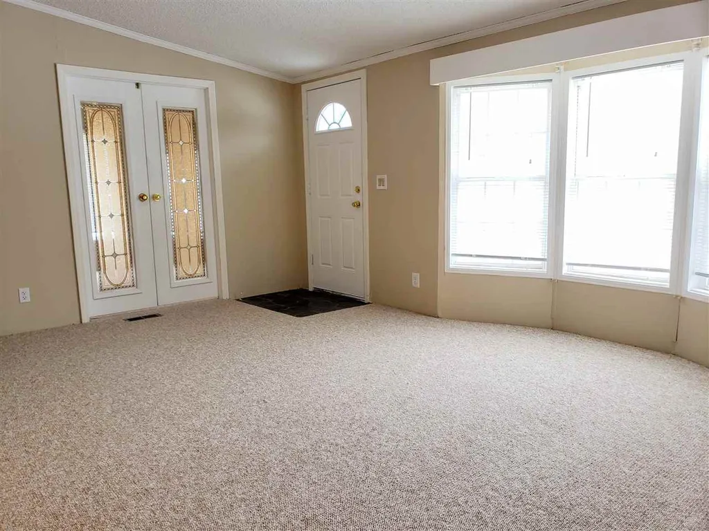 3 Chestnut Circle Loudon NH 03307