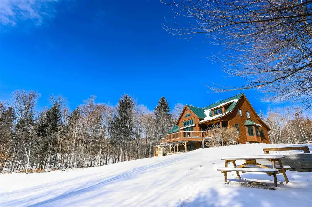70 Center Fire Road Fayston VT 05660