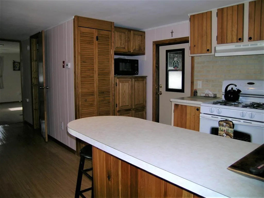 20 Greatstone Drive Nashua NH 03063
