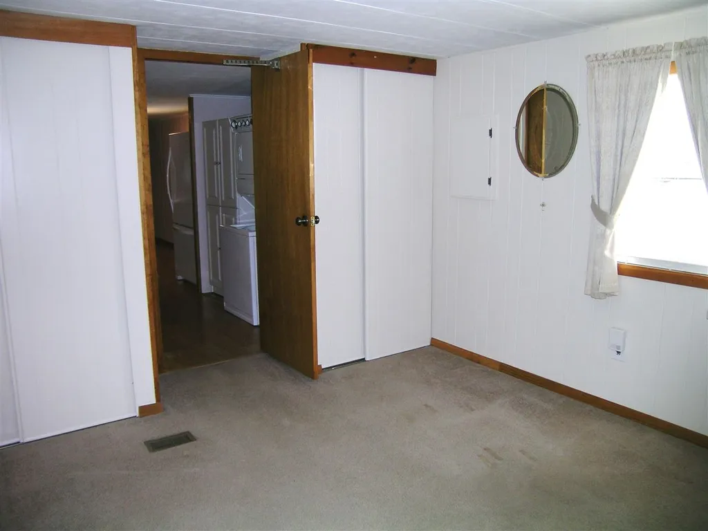 20 Greatstone Drive Nashua NH 03063