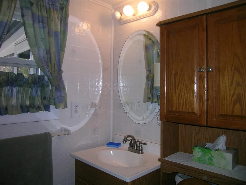20 Greatstone Drive Nashua NH 03063