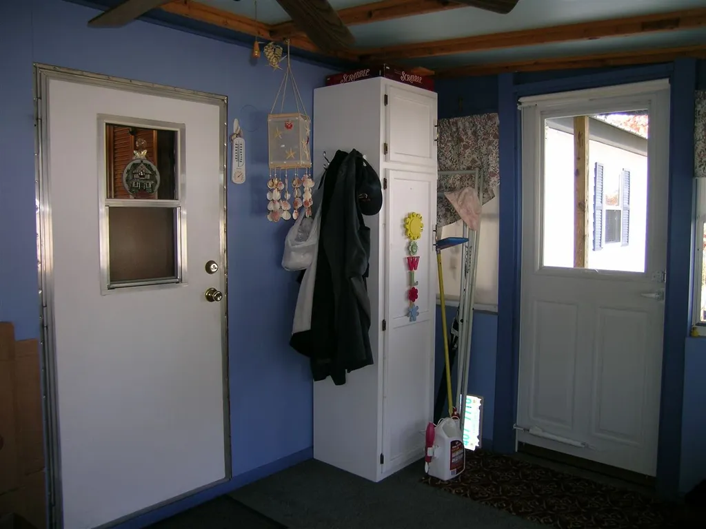 20 Greatstone Drive Nashua NH 03063