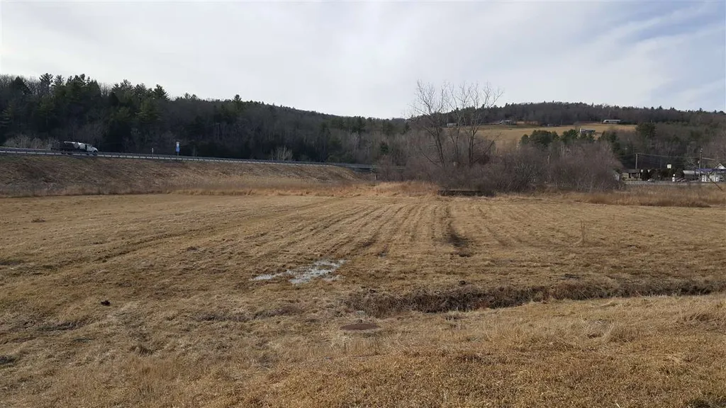 100 Jasmin Lane Hartford VT 05001