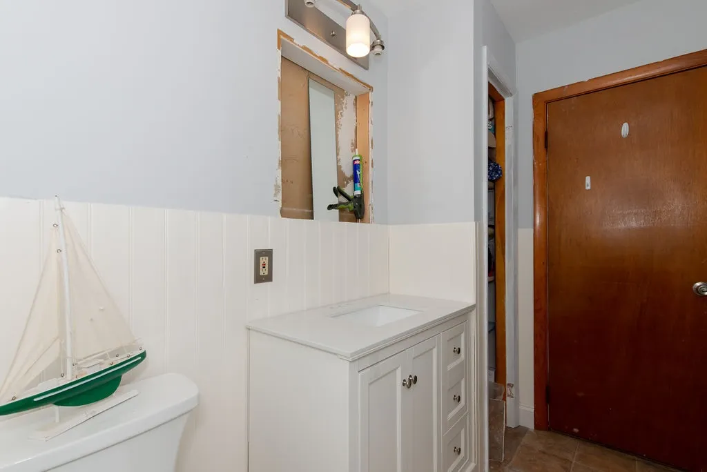 7 Oak Hill Drive Dover NH 03820