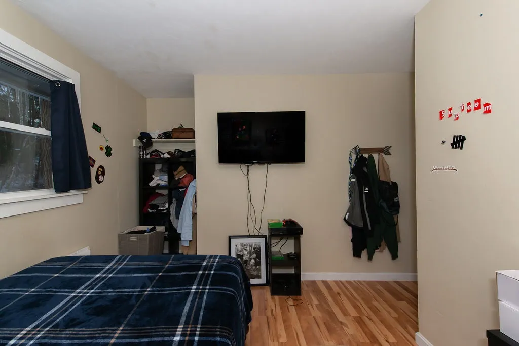 7 Oak Hill Drive Dover NH 03820