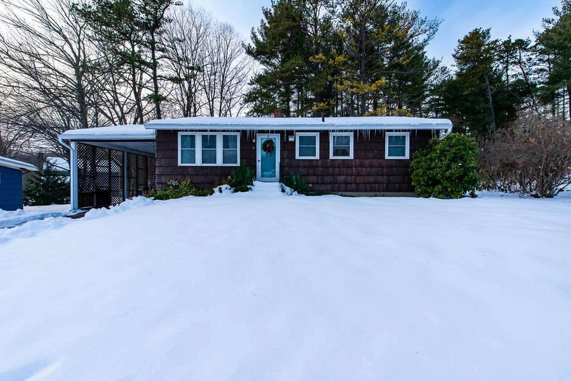 7 Oak Hill Drive Dover NH 03820
