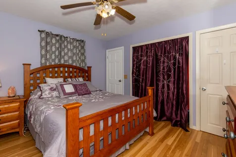 7 Oak Hill Drive Dover NH 03820