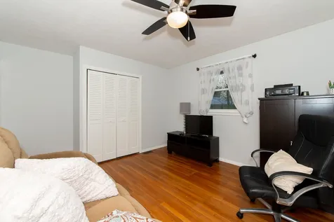 7 Oak Hill Drive Dover NH 03820