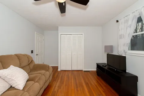 7 Oak Hill Drive Dover NH 03820