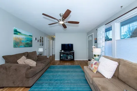7 Oak Hill Drive Dover NH 03820