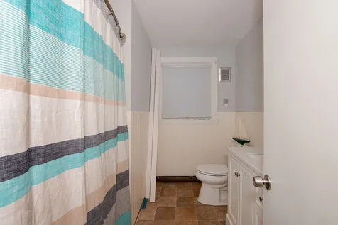 7 Oak Hill Drive Dover NH 03820