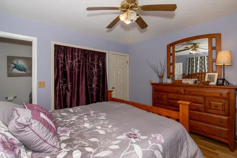 7 Oak Hill Drive Dover NH 03820