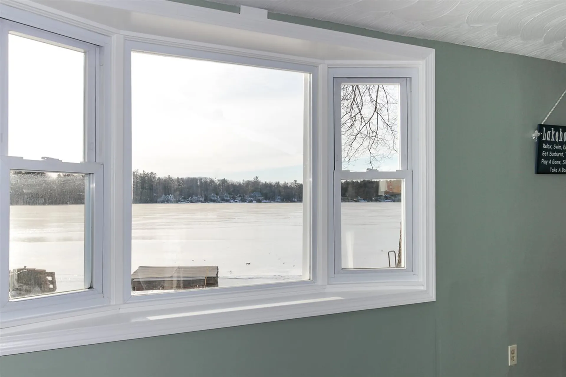 93 West Shore Road Windham NH 03087