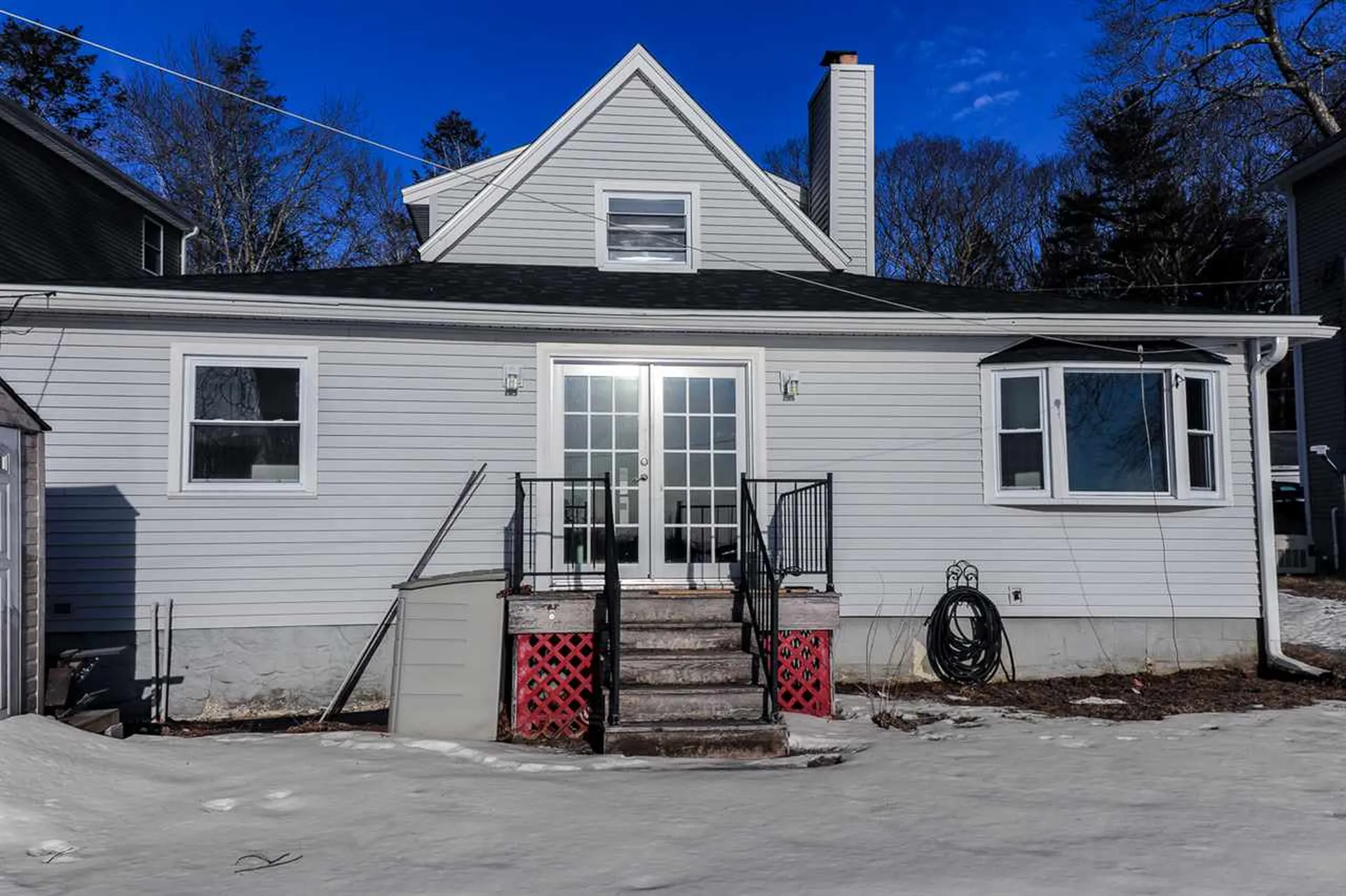 93 West Shore Road Windham NH 03087
