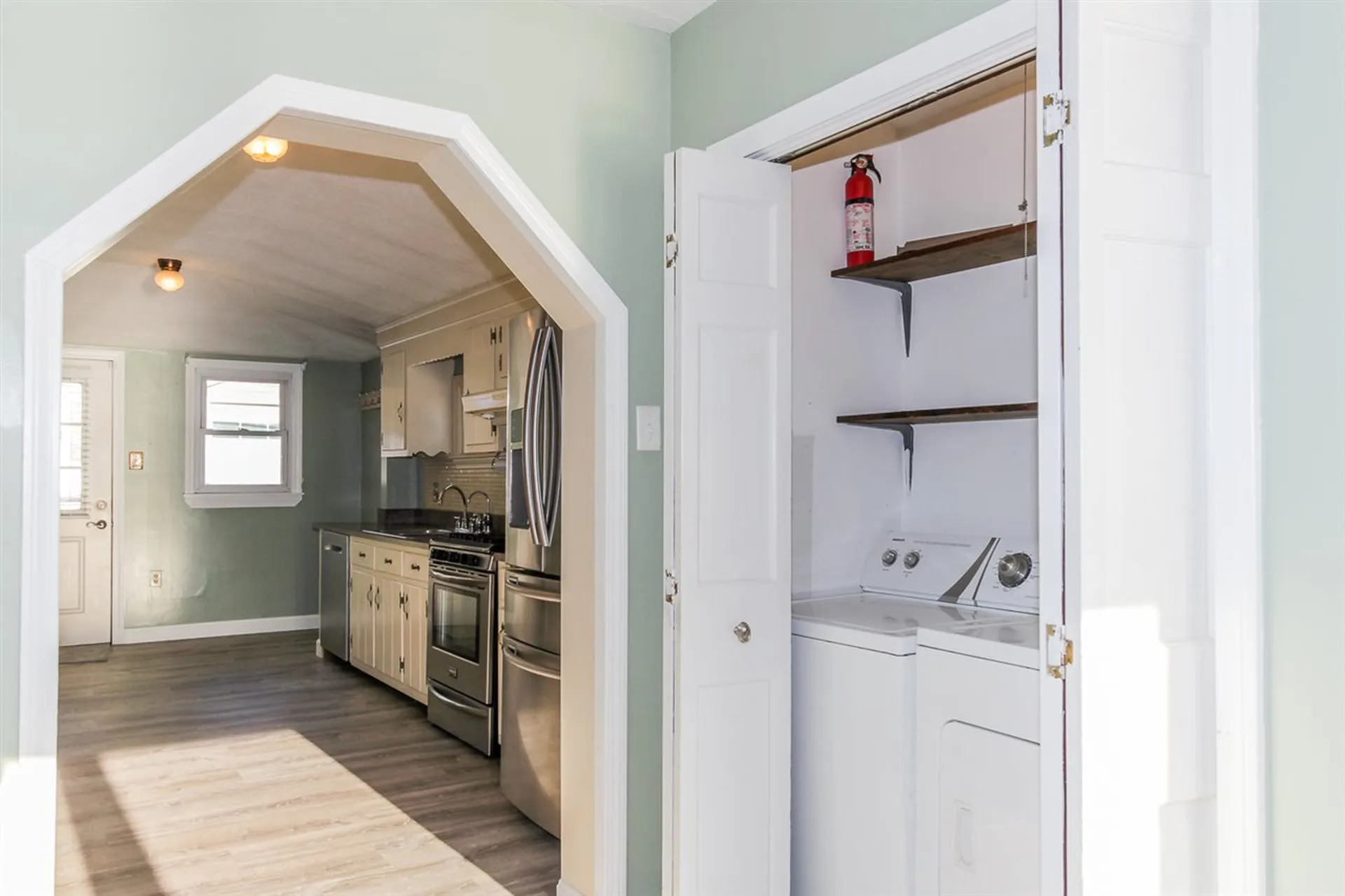 93 West Shore Road Windham NH 03087