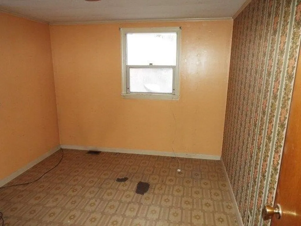 88 Union Street Whitefield NH 03598