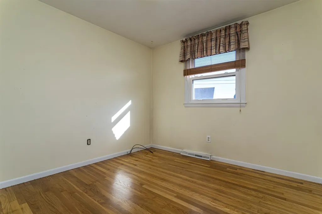 22 Applevale Drive Dover NH 03820