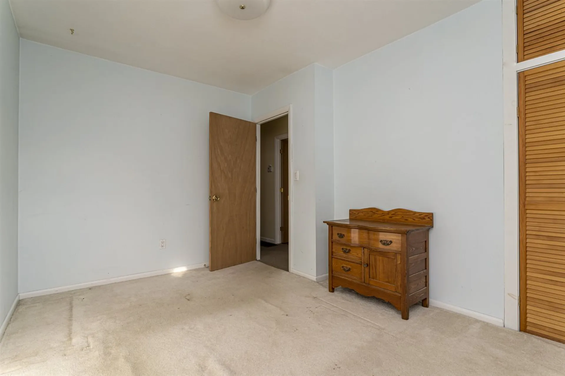22 Applevale Drive Dover NH 03820