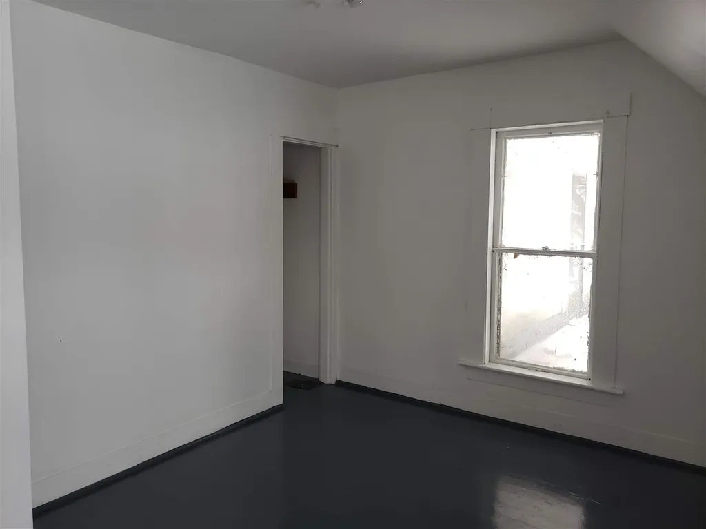 29 South Avenue Orleans VT 05860
