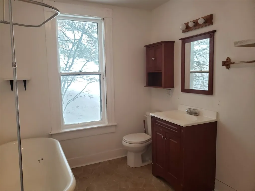 29 South Avenue Orleans VT 05860