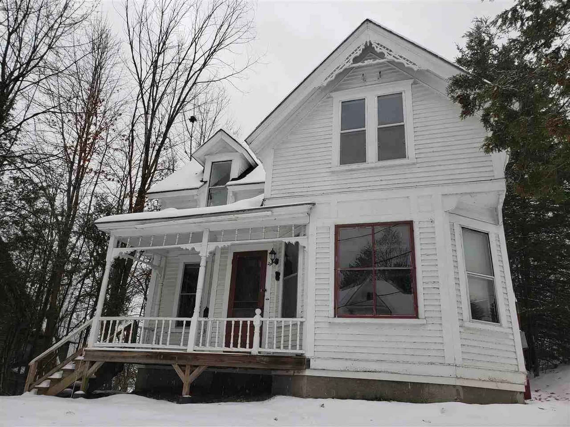 29 South Avenue Orleans VT 05860
