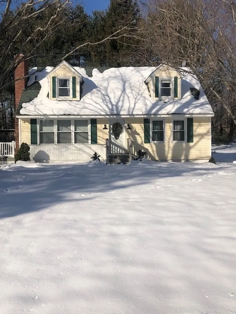 81 Knox Marsh Road Dover NH 03820-0