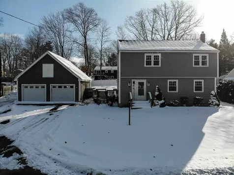 32 Dodge Street Rochester NH 03867
