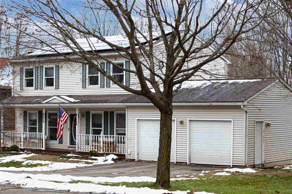 76 Maplewood Avenue Milton VT 05468