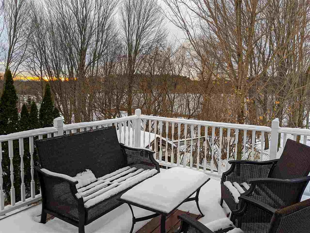 76 Maplewood Avenue Milton VT 05468