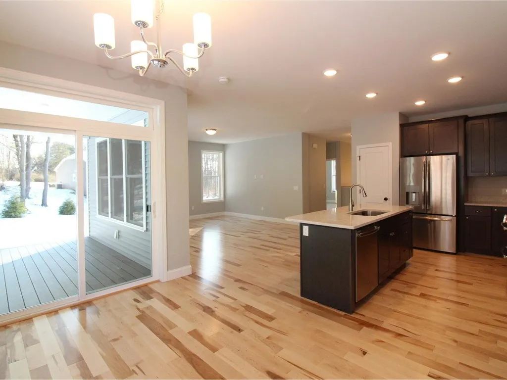 77 Ledge Way South Burlington VT 05403