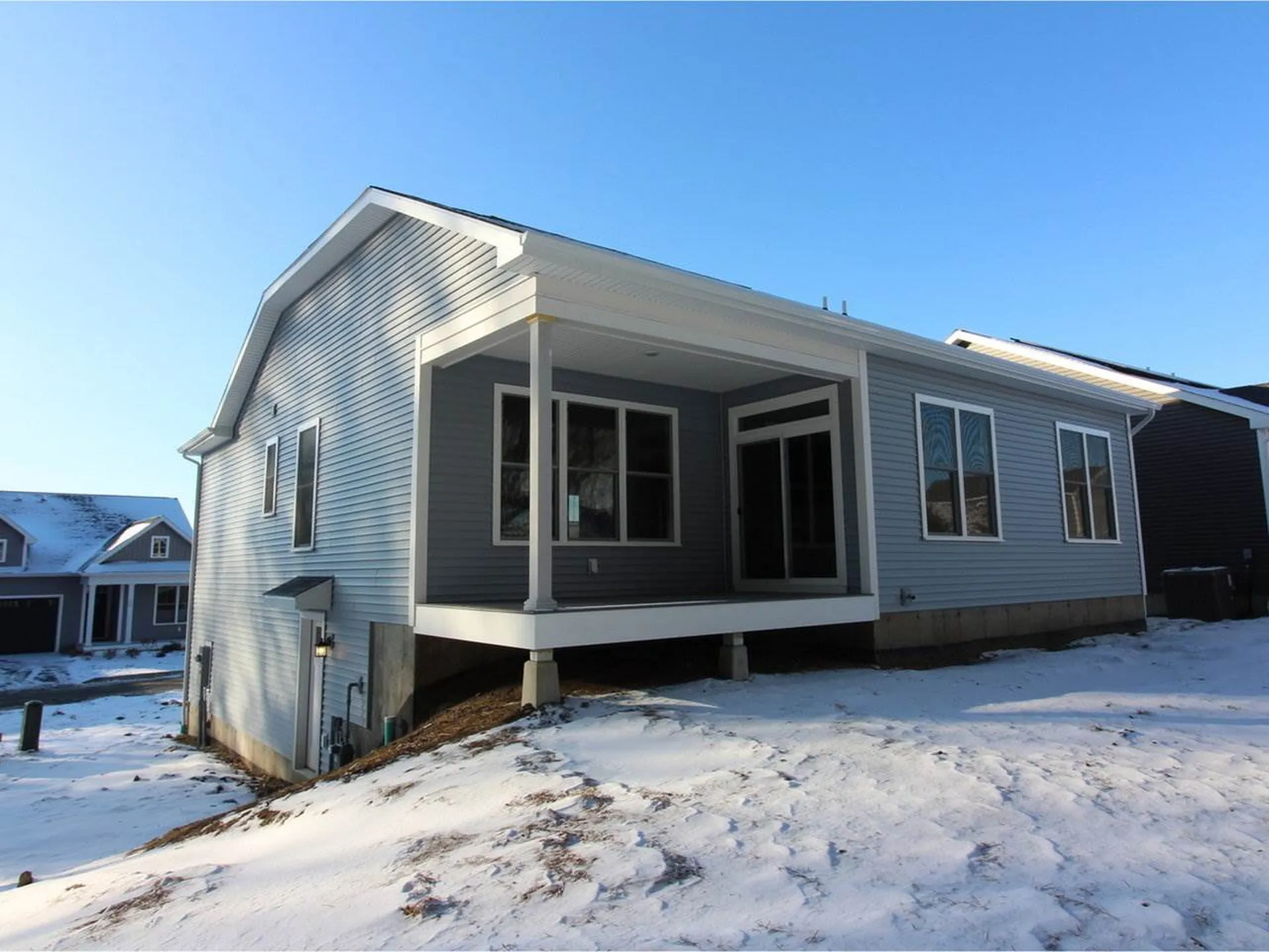 77 Ledge Way South Burlington VT 05403