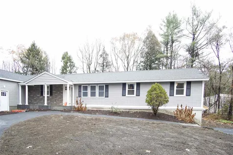 16 Jefferson Drive Londonderry NH 03053