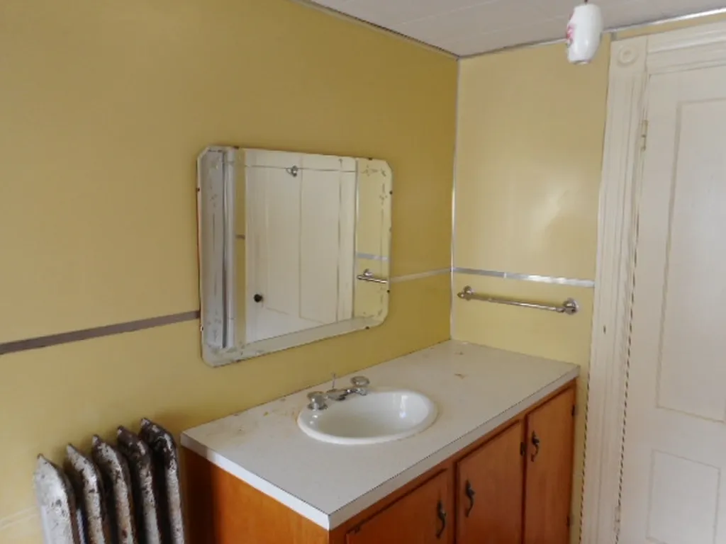 89 Pillsbury Street Concord NH 03301