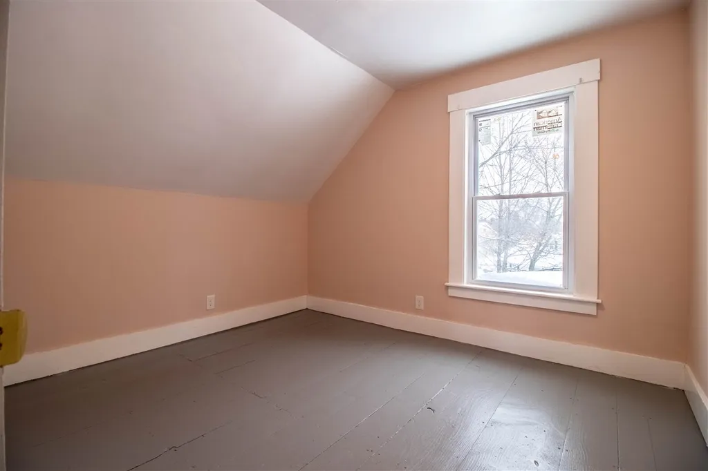 43 Walnut Street Rochester NH 03867