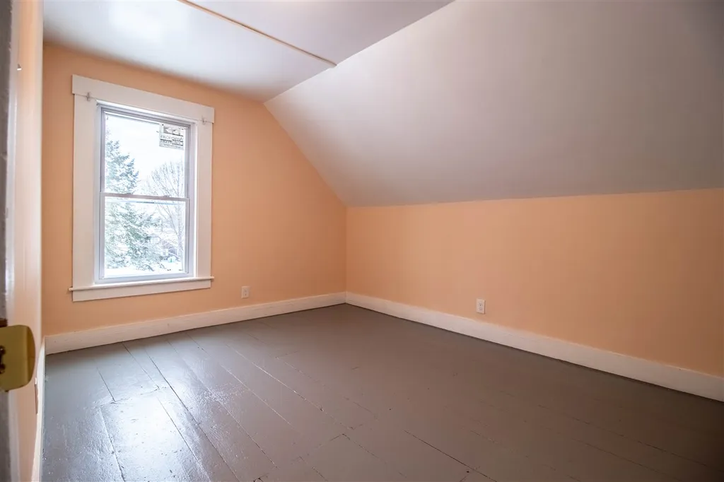 43 Walnut Street Rochester NH 03867