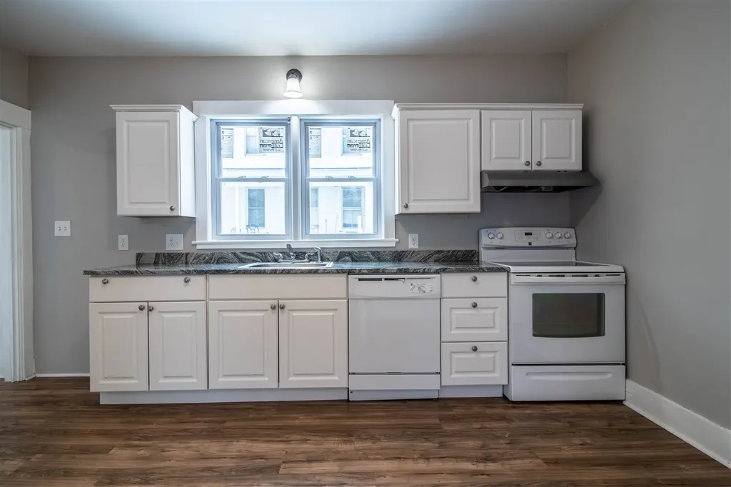 43 Walnut Street Rochester NH 03867