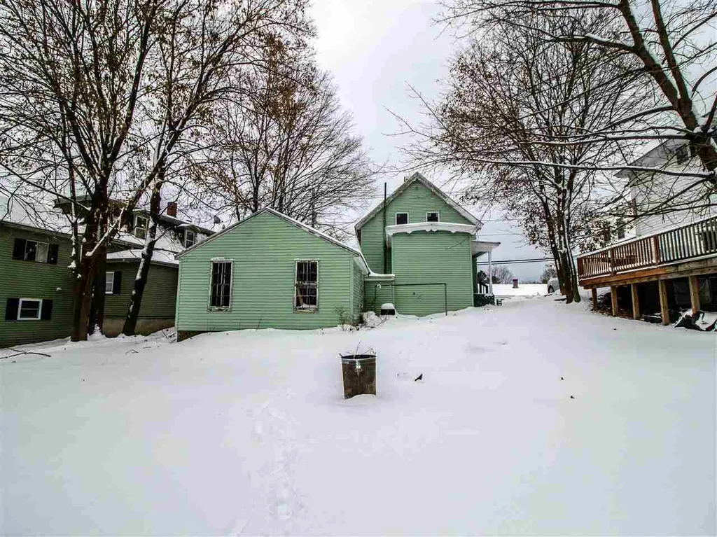 43 Walnut Street Rochester NH 03867