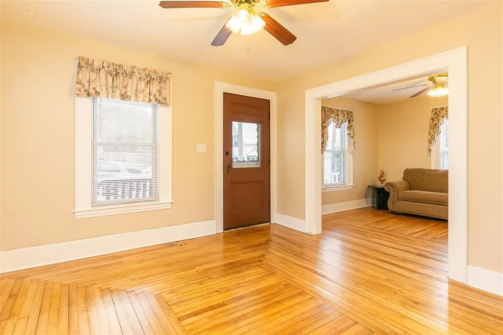 19 Maple Street Hooksett NH 03106