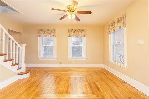 19 Maple Street Hooksett NH 03106