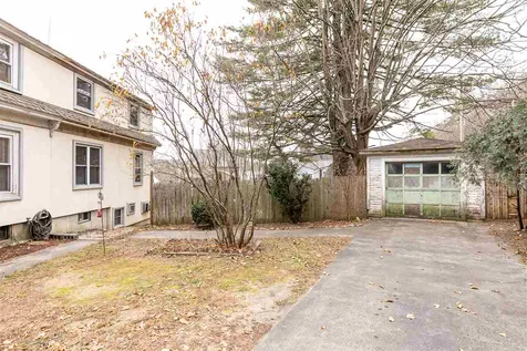 19 Maple Street Hooksett NH 03106