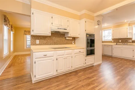 19 Maple Street Hooksett NH 03106