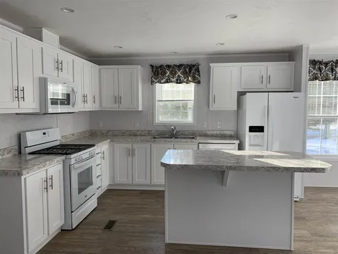 3 Country Lane Rochester NH 03867