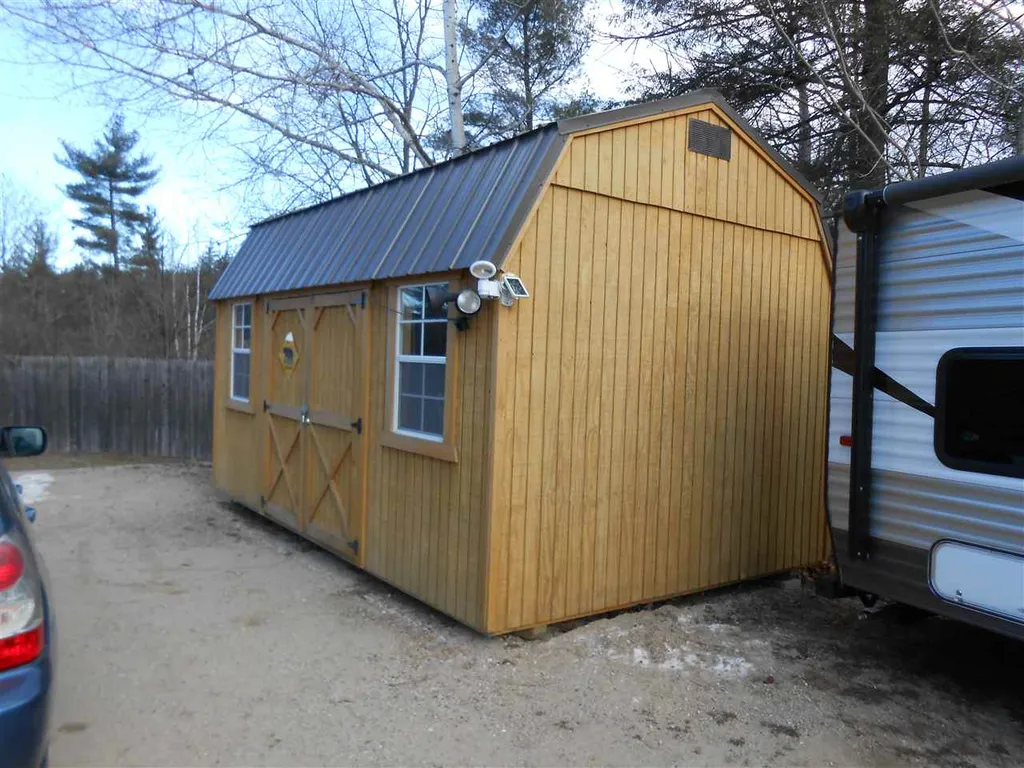 34 Oak Lane Tamworth NH 03886