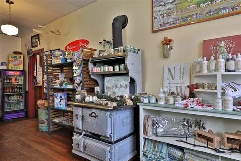 55 North Main Street Rochester VT 05767
