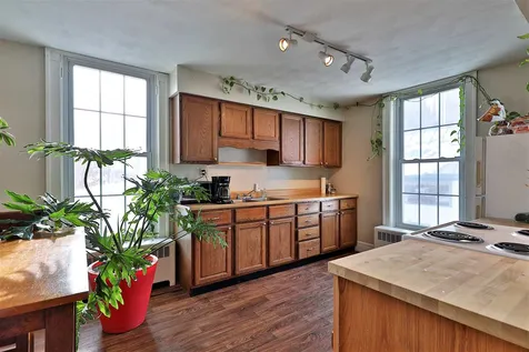 55 North Main Street Rochester VT 05767
