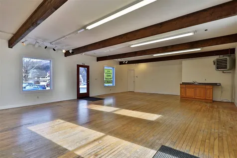55 North Main Street Rochester VT 05767