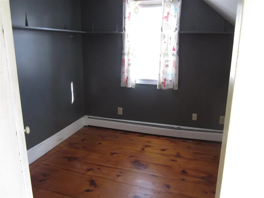 18 Christian Hill Road Swanzey NH 03446