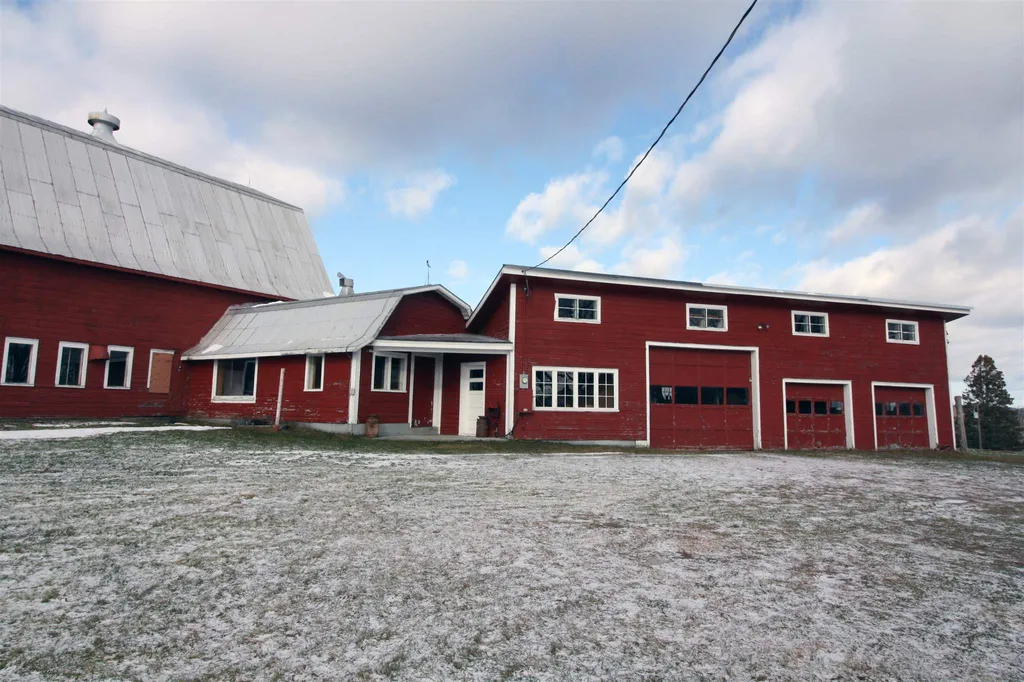 338 Johnson Road Marshfield VT 05658